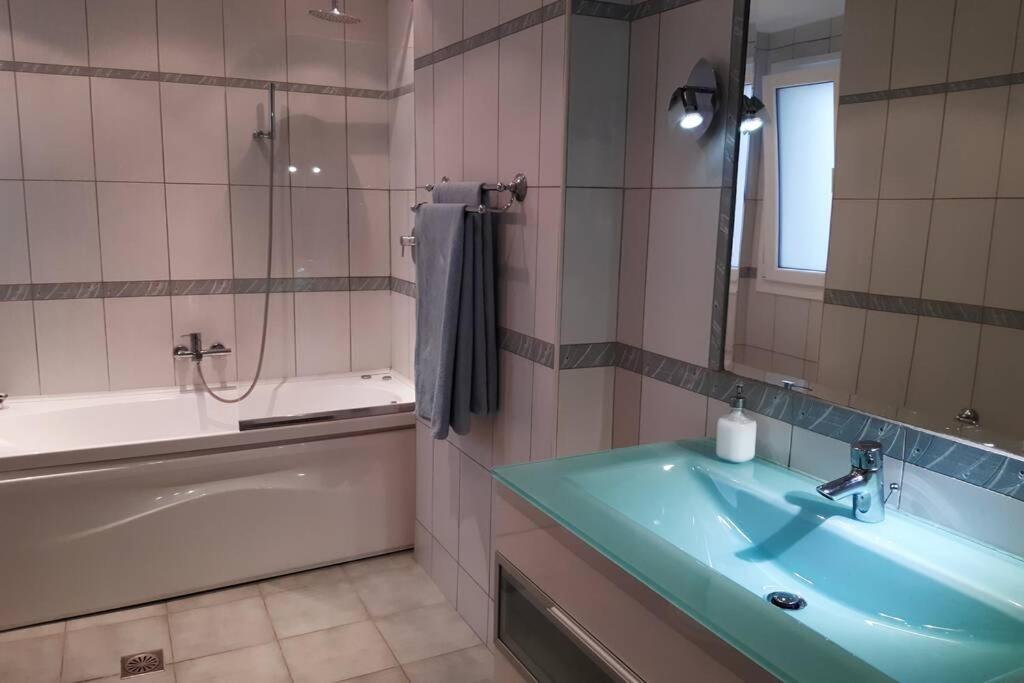 Villa Sunrise With Stunning Views And Private Pool Katokhórion Zewnętrze zdjęcie